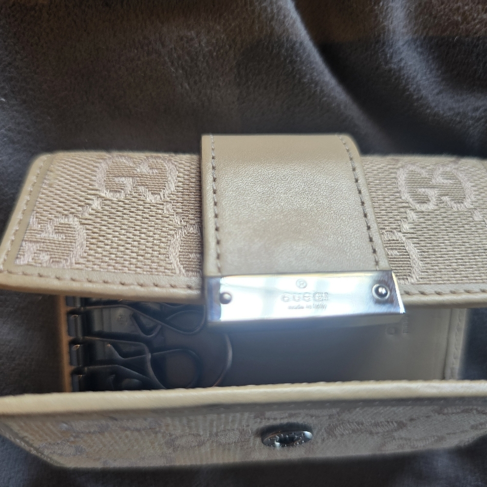 Gucci Key Case - image 5